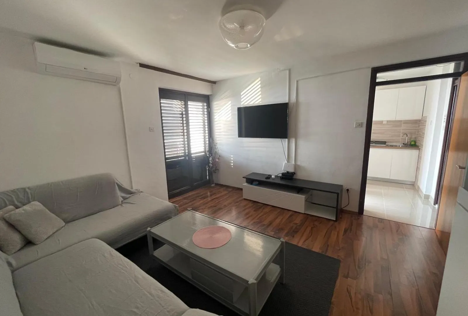 Apartment With Incredible View Klenovica Croatia